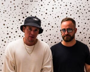 Santiago Garcia y Nandu