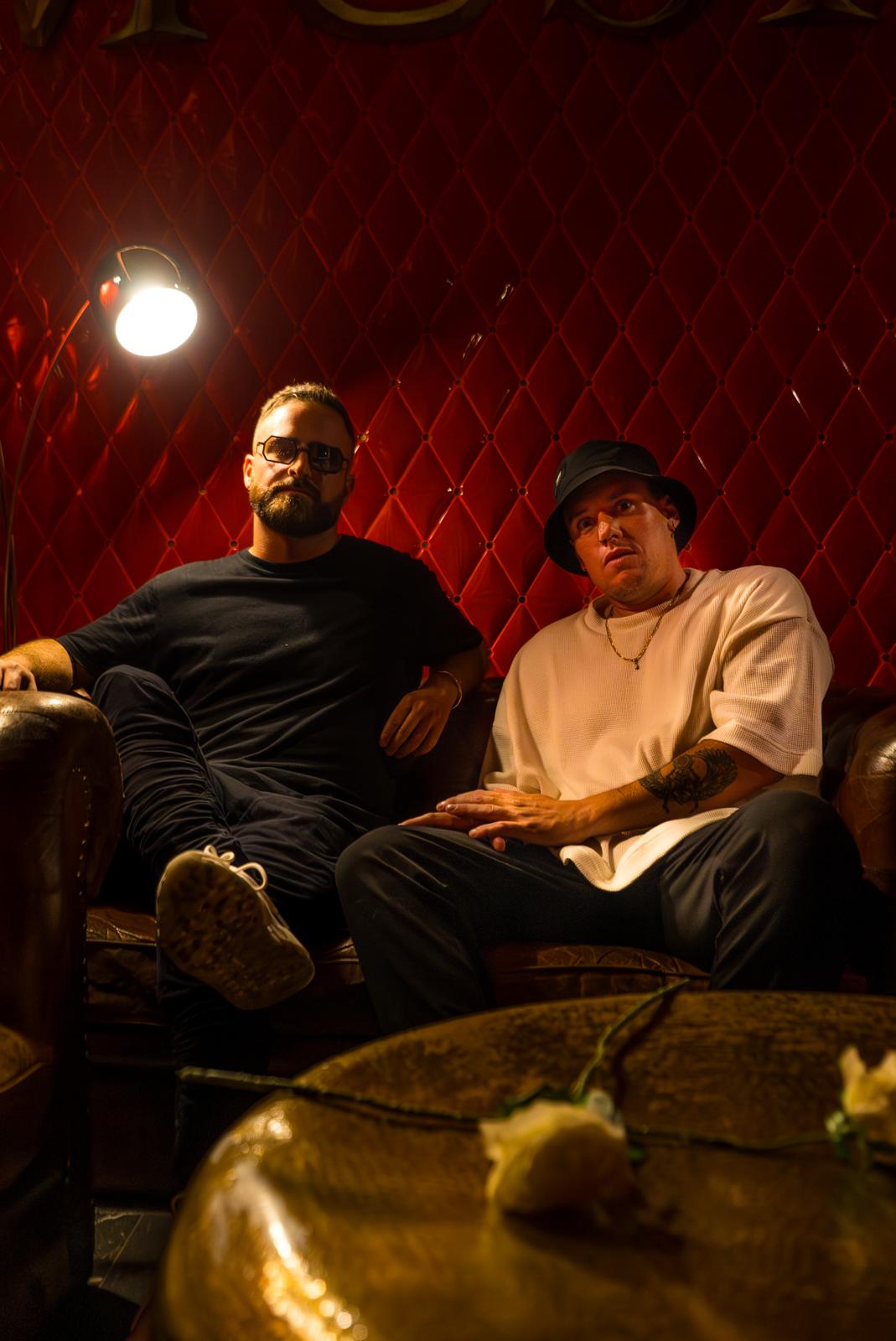 Santiago Garcia y Nandu