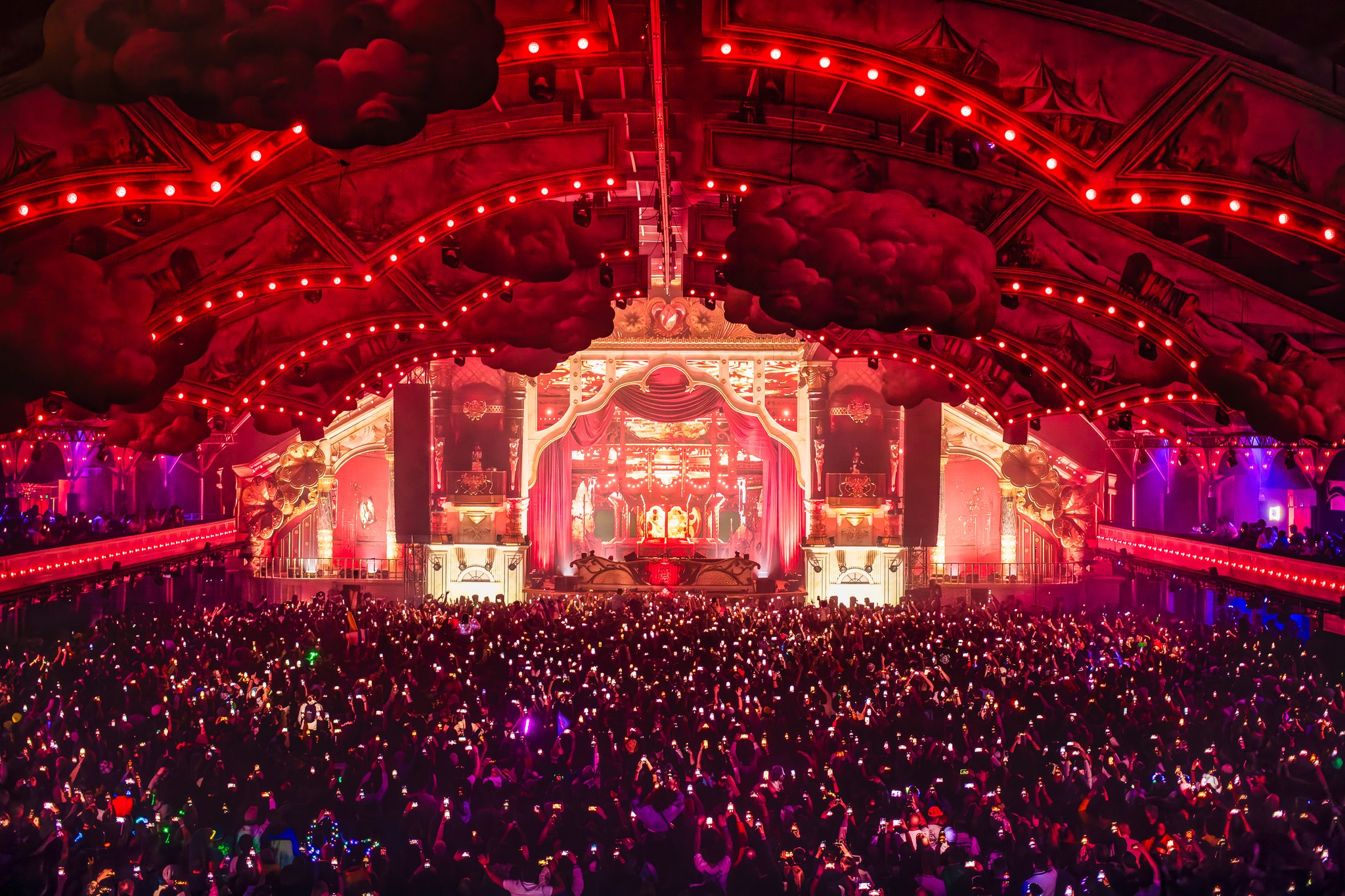 Tomorrowland Winter