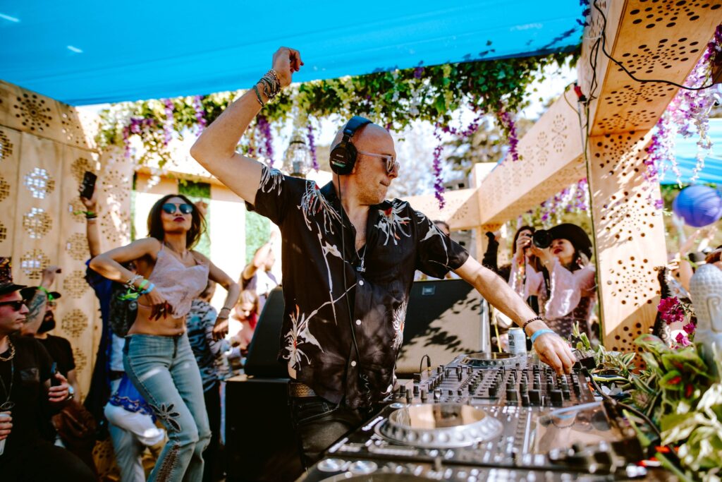 381228517_838345240991025_6608841081219273567_n