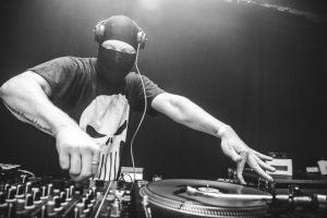 f8f02d92-f2c0-49a3-8a09-c5ff2c0d34c3