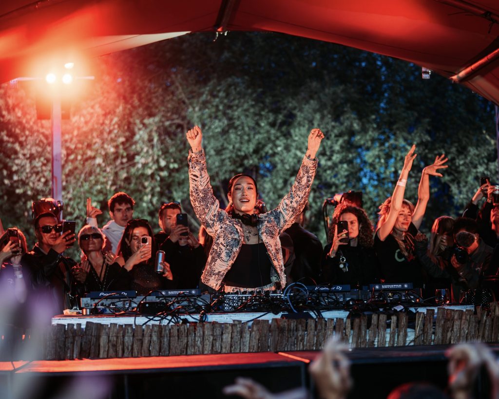 Peggy Gou Distortion