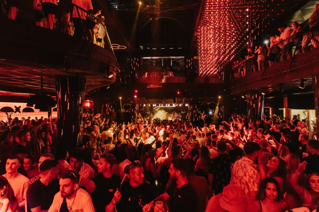 eden-ibiza-backofdancefloor-1024x683