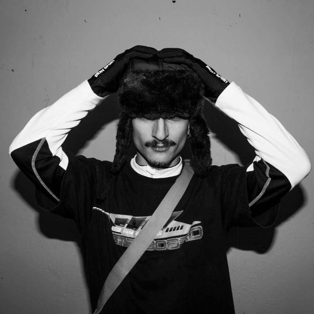 ADRIAN_MILLS_b09a59fba0-1536x1536